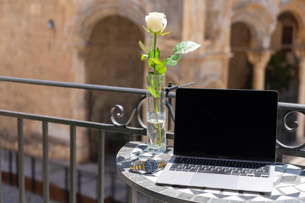 Eligius Luxury Apartments Palermo Eksteriør bilde